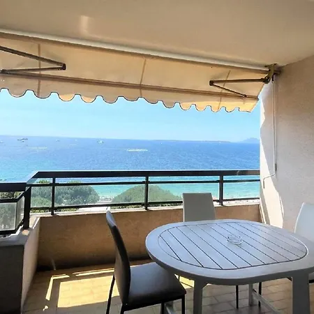 Studio Center Bay *